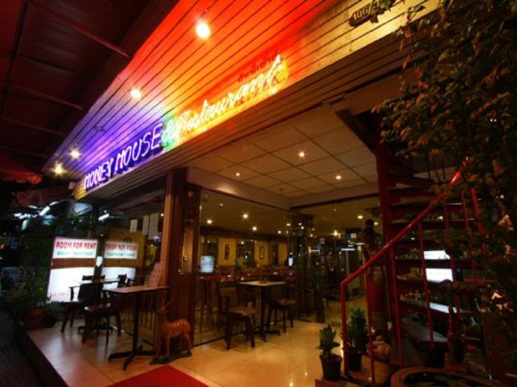 Honey House 2 Hostel Bangkok Exterior foto